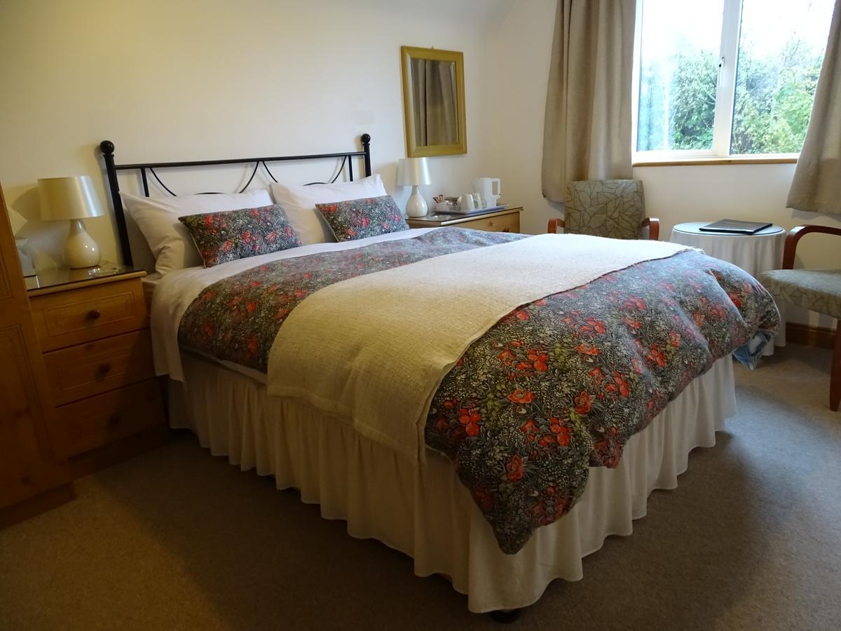 Pinewood Lodge Laragh Bagian luar foto